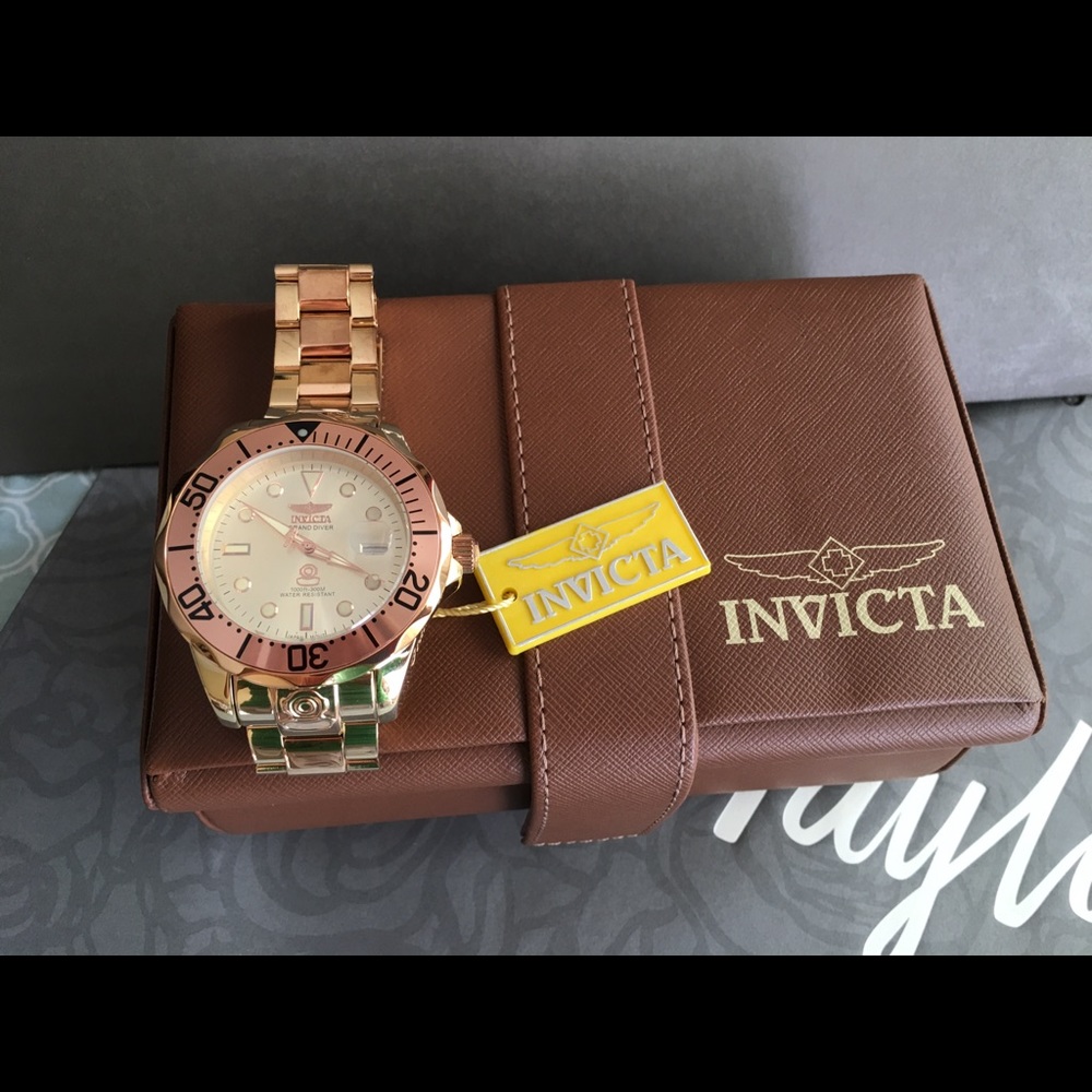 Grand Diver Rose Gold a Watch - Picture 4 of 8